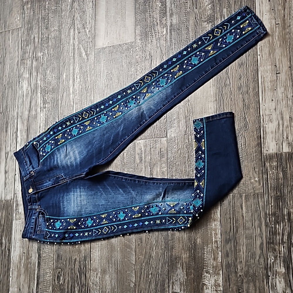 Stylish Blue Embroidered Women's Skinny Jeans